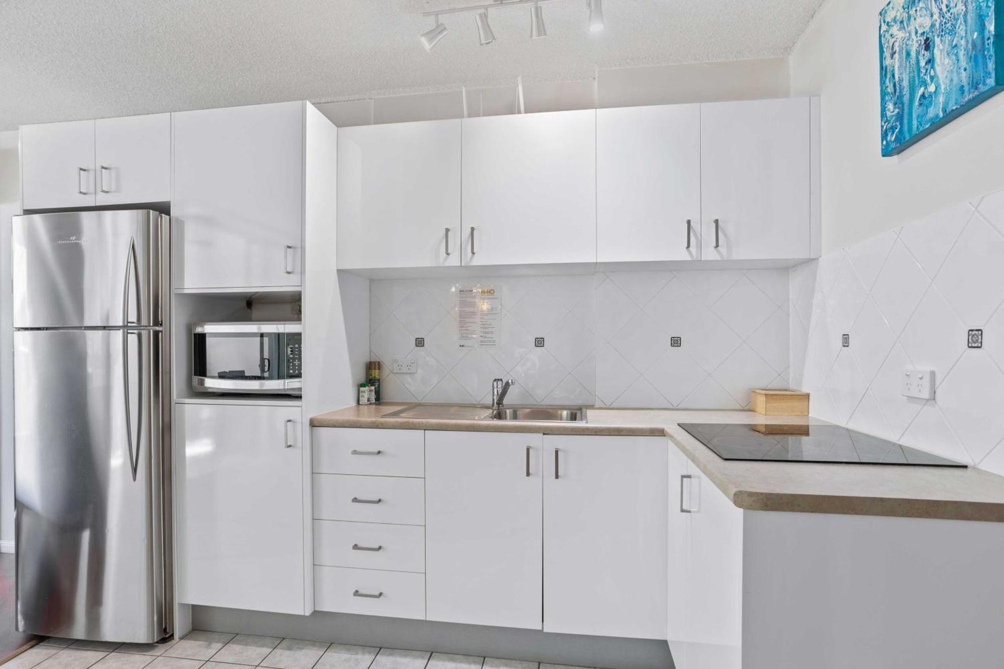 Hi Ho Beach Apartments On Broadbeach Gold Coast Extérieur photo